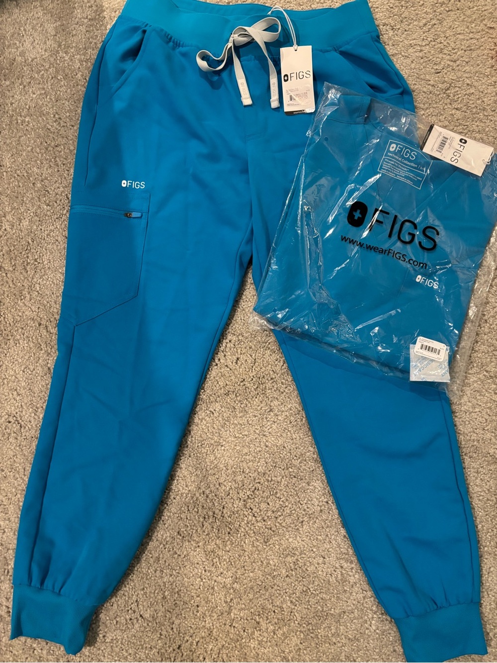 FIGS Women's Jogger Scrub Pants Teal Blue/Extreme Blue